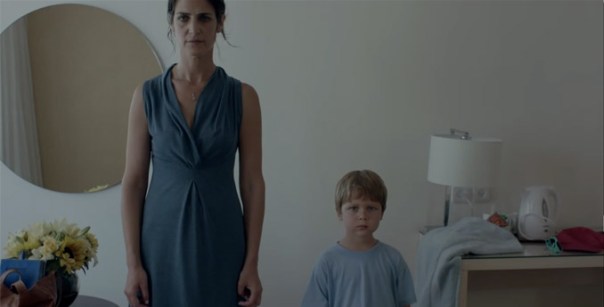 Le monde extérieur, les nécessités pratiques de la vie, la réalité froide reprend ses droits